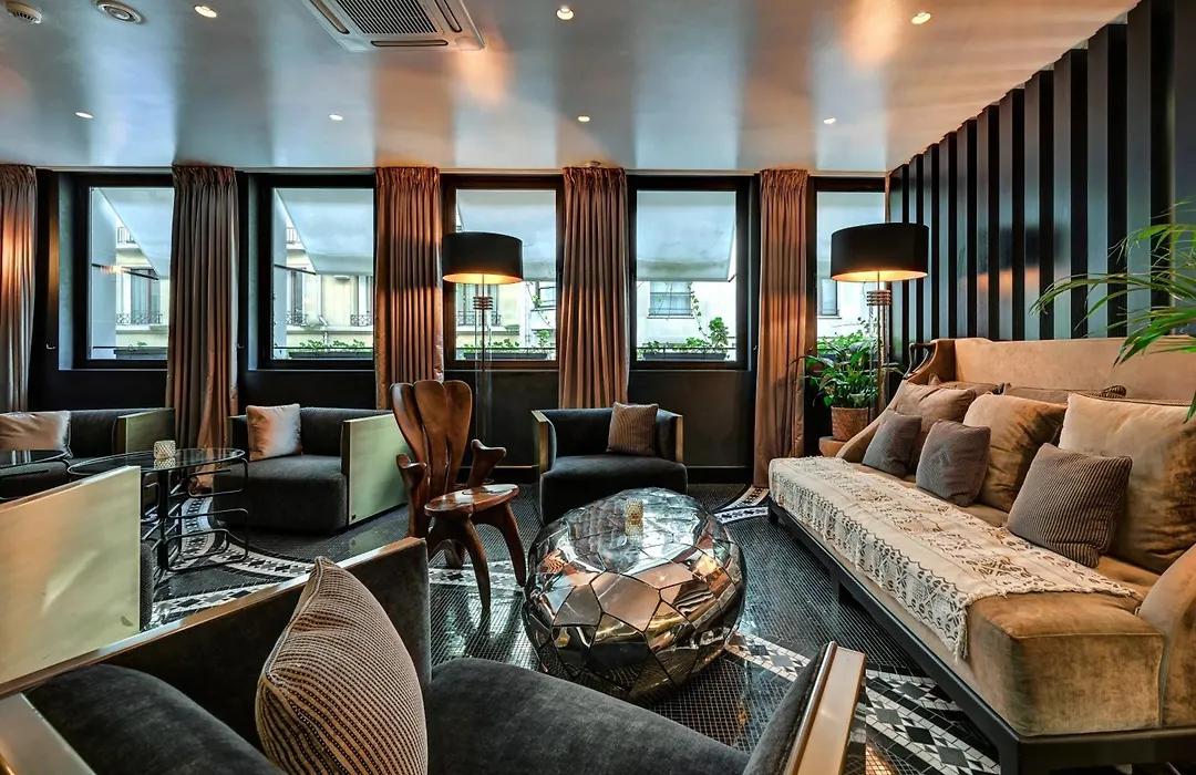 The One Alma Paris-1